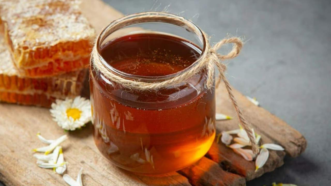 Take a Spoon of This Natural Remedy at Night to Avoid Winter Troubles