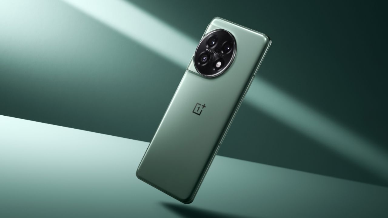 OnePlus Flagship With 16GB RAM And 100W Charging Now Rs24,000 Cheaper!