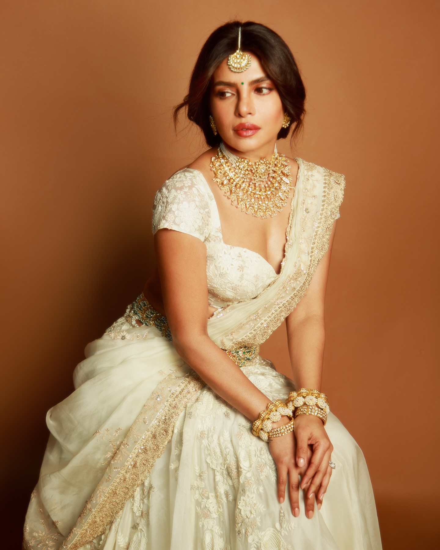 (Image Source: priyankachopra/Instagram) Priyanka Chopra Channels Her Inner Devi: Internet Is Obsessed
