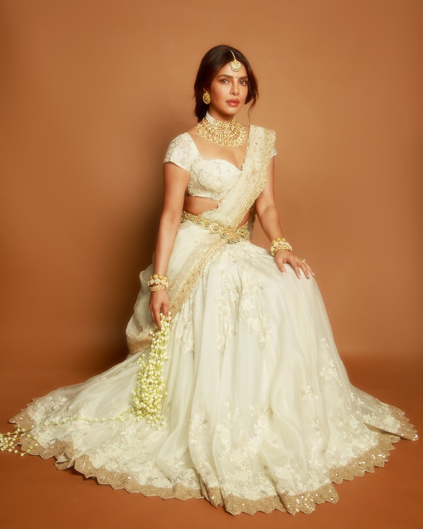 (Image Source: priyankachopra/Instagram) Priyanka Chopra Channels Her Inner Devi: Internet Is Obsessed