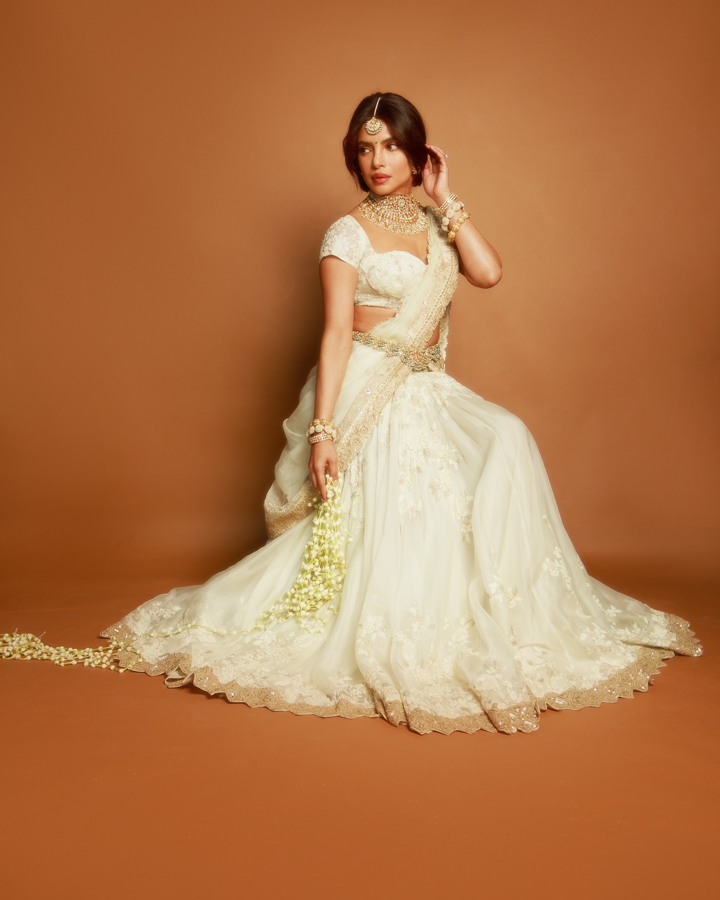 (Image Source: priyankachopra/Instagram) Priyanka Chopra Channels Her Inner Devi: Internet Is Obsessed