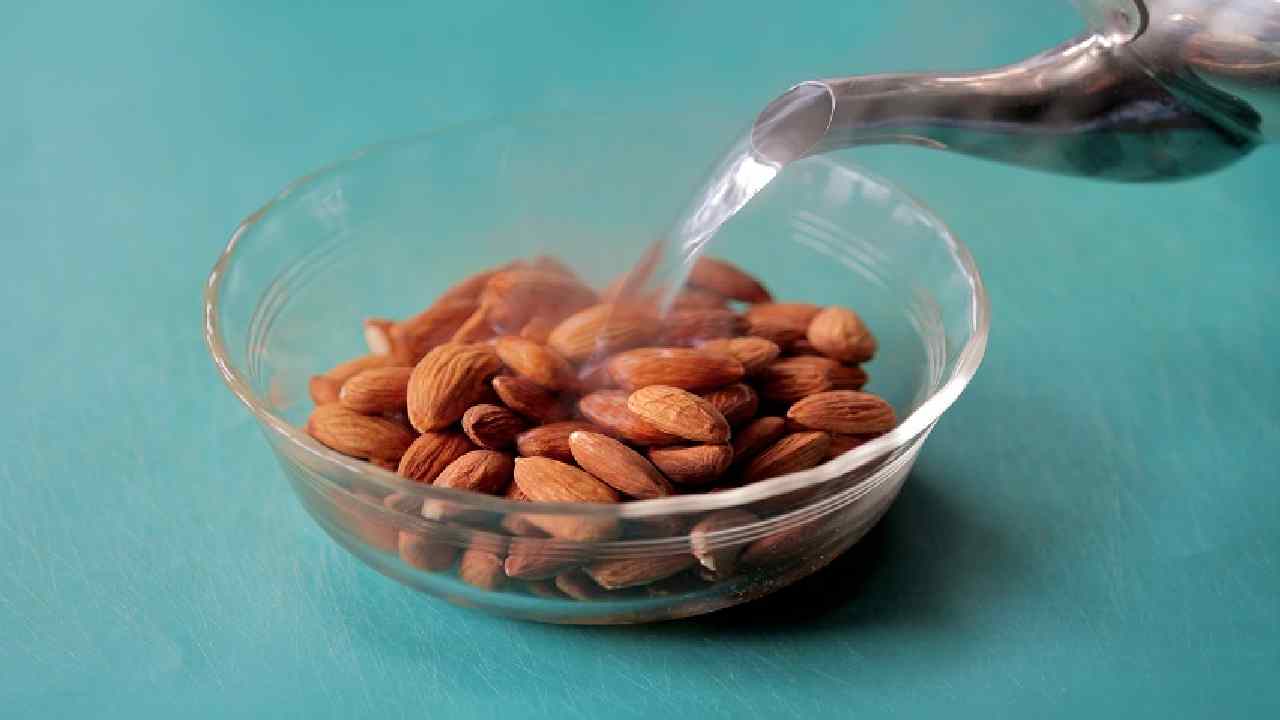 Soaked Almonds: 5 Big Benefits and 5 Mistakes You Must Avoid