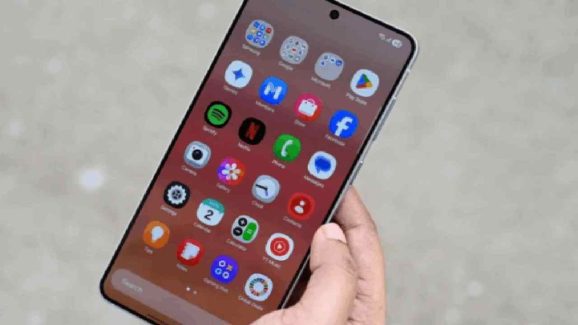 Centre Makes This App Mandatory on All Smartphones