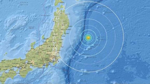 Japan Issues Tsunami Warning After 7.6 Magnitude Earthquake