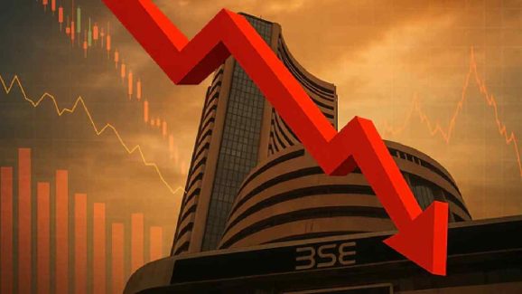 Stock Market Falls as Investors Wait for Key US Fed Decision