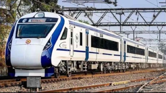 IRCTC Important Update on THIS Free Feature in Vande Bharat Trains
