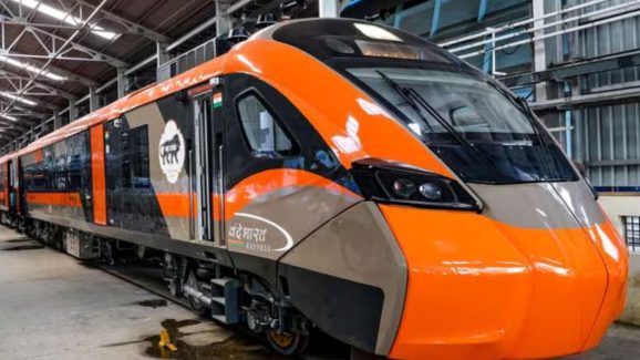 Vande Bharat Sleeper Launching in December-End: Full Details