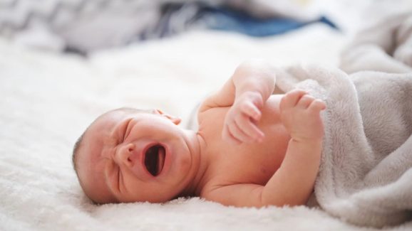 Simple Tricks to Calm a Crying Baby, Recommended by Doctor