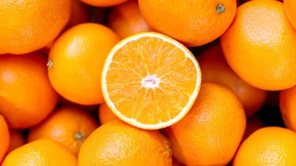 Right Time to Eat Oranges in Winter and When to Avoid Them